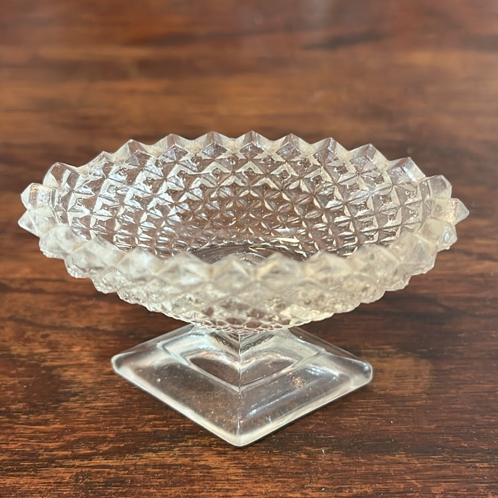 Depression Glass Westmoreland English Hobnail Crystal Clear Salt Cellar - Picture 3 of 6